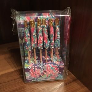 Lilly Pulitzer drink umbrellas 12